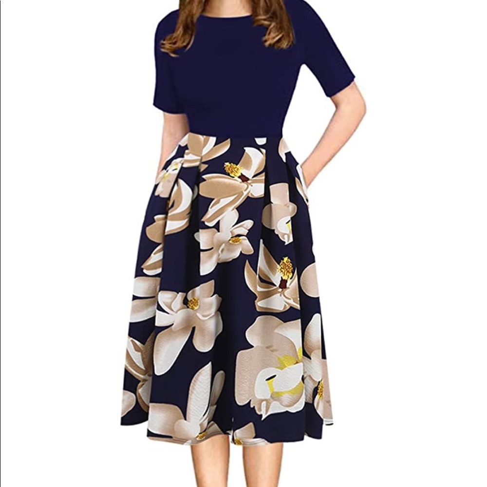 NWT Floral dress size medium